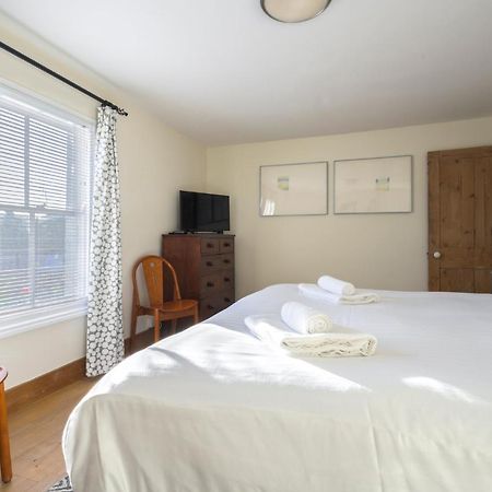 Delightful Bird Sisters Cottage With Free Parking Brighton Exterior photo